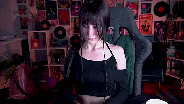 LuxRayi online show from 02.01.25