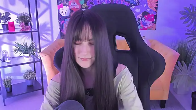 LuxRayi online show from 02.05.25