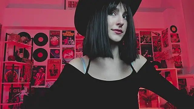 LuxRayi online show from 03.19.25