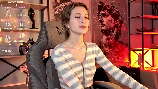 LuxRayi online show from 09.17.25