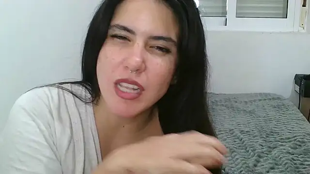 AbyCarson online show from 12.24.24