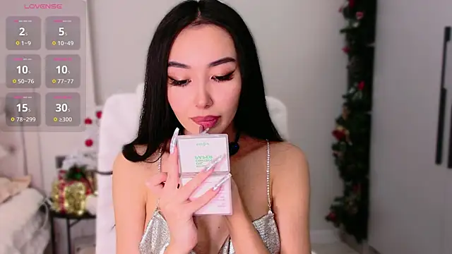 saranmia online show from 12.29.24