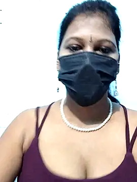 Snapshot of kathrina_96 chatting on 12.22.24 kathrina 96 online show from 12.22.24