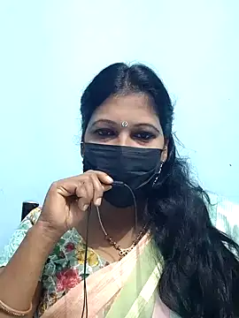 Snapshot of kathrina_96 chatting on 12.25.24 kathrina 96 online show from 12.25.24