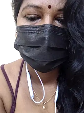 Snapshot of kathrina_96 chatting on 11.30.25 kathrina 96 online show from 11.30.25