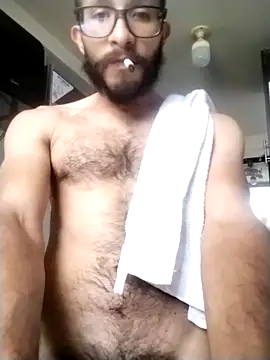 Snapshot of hairyserious chatting on 12.10.24 hairyserious online show from 12.10.24
