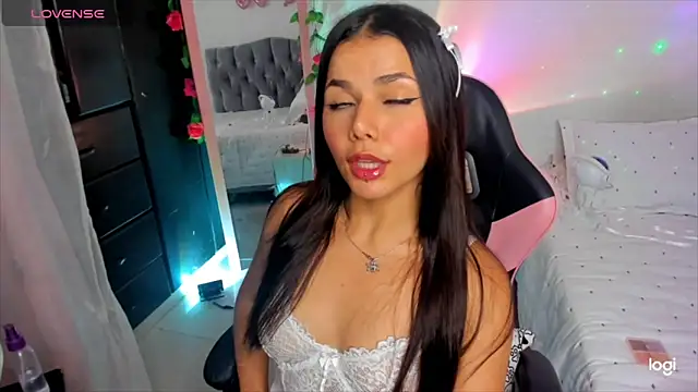 Kaoriyoshii online show from 02.23.25