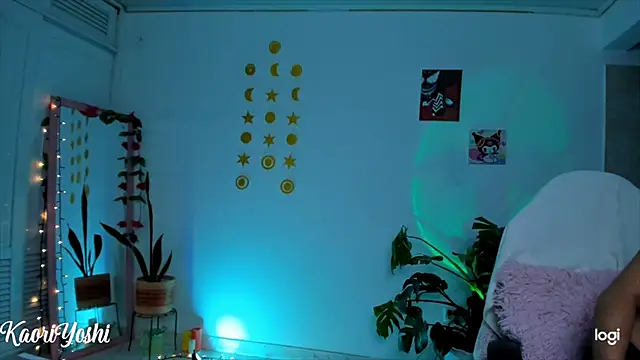 Kaoriyoshii online show from 09.23.25