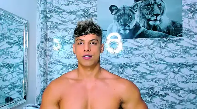 Owen Muzcle online show from 01.10.25