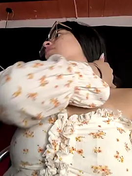 ShyVibes  online show from 02.01.25