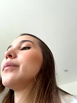 SophieRaily  online show from 09.29.25