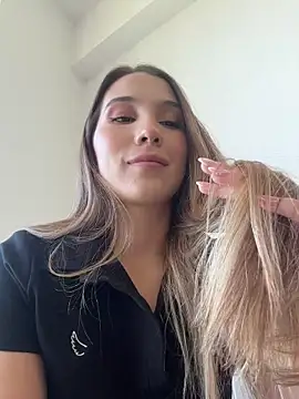 SophieRaily  online show from 10.28.25