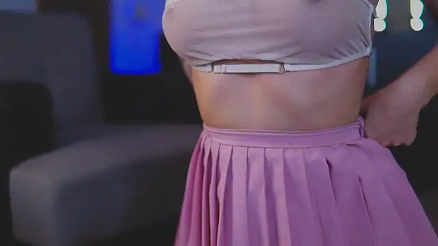 Snapshot of KimSkyex chatting on 01.20.25 KimSkyex online show from 01.20.25