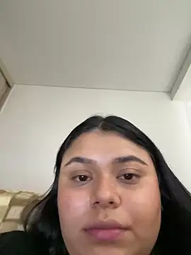 alissonfernandez  online show from 02.22.25