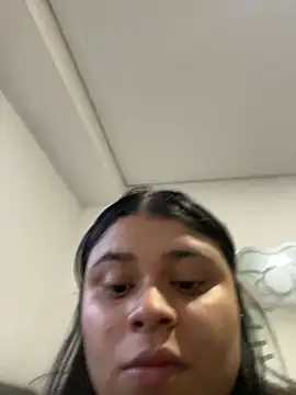 alissonfernandez  online show from 03.21.25