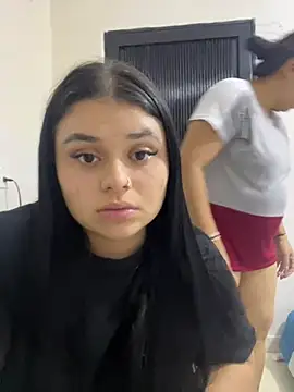 alissonfernandez  online show from 06.10.26