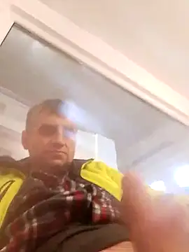 Snapshot of Gotowy40 chatting on 01.31.25 Gotowy40 online show from 01.31.25