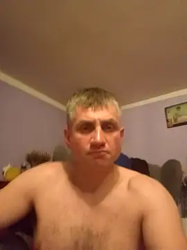 Snapshot of Gotowy40 chatting on 12.05.25 Gotowy40 online show from 12.05.25