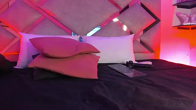 marian pinzon online show from 03.11.25