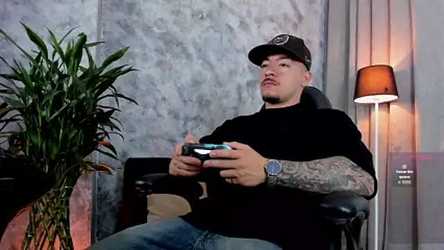 boyc022  online show from 03.17.26