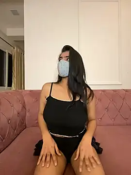 Emmy kapoor online show from 01.29.25