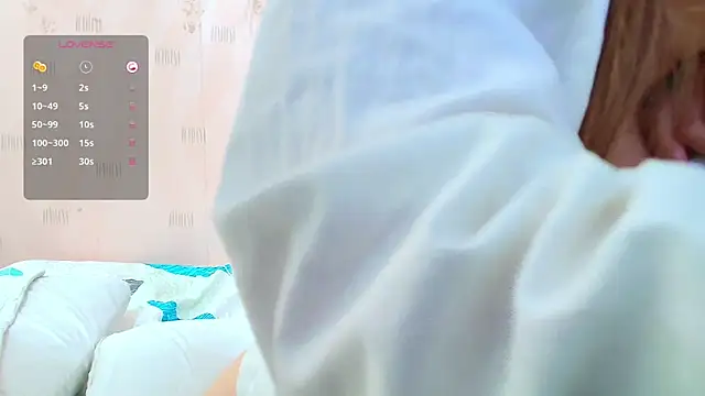 hornybarelylegalgirl online show from 02.02.25