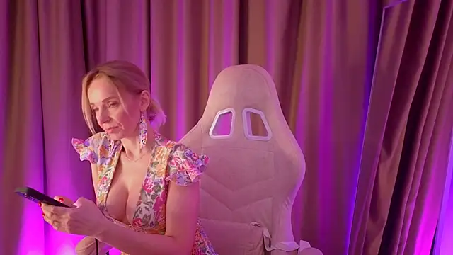 bubbling crush online show from 02.16.25