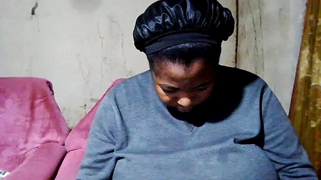 Snapshot of bustyboobs6 chatting on 09.29.25 bustyboobs6 online show from 09.29.25