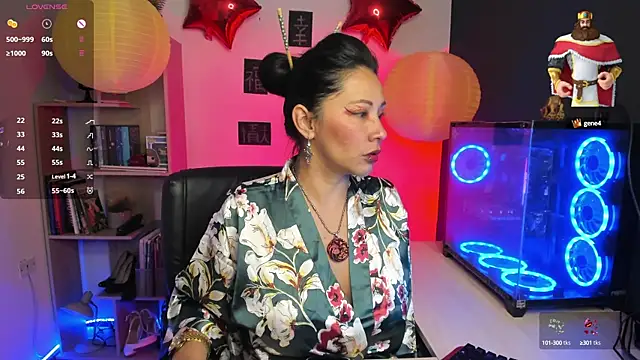 Snapshot of Sue_Wolls chatting on 01.30.25 Sue Wolls online show from 01.30.25