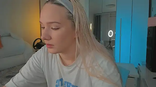 1AlexaGoddess3 online show from 01.31.25