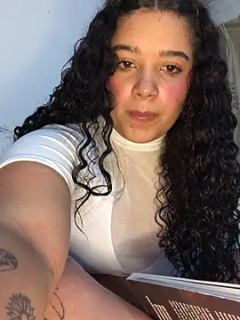 Julieta 333 online show from 03.17.25