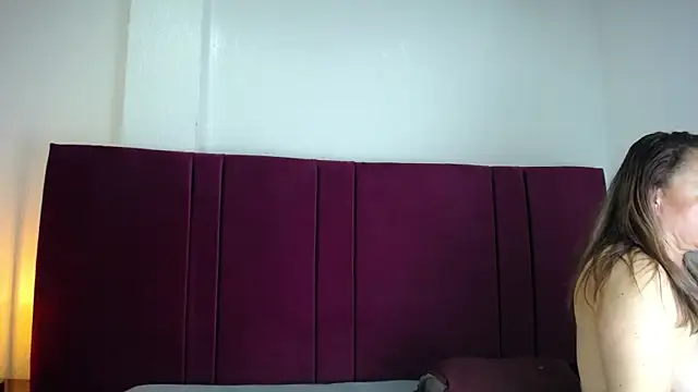 Snapshot of Lupiita223 chatting on 02.27.25 Lupiita223 online show from 02.27.25