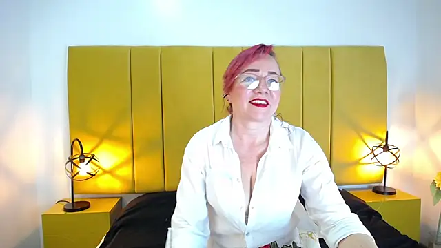 Snapshot of Lupiita223 chatting on 09.11.25 Lupiita223 online show from 09.11.25