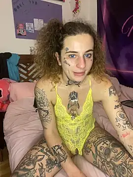 BlazyKitsune- online show from 01.27.25