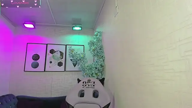 Theia moon online show from 04.06.26