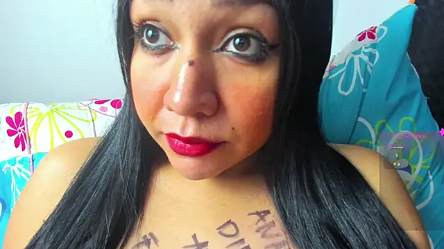 Snapshot of Venus_Blackk chatting on 01.14.25 Venus Blackk online show from 01.14.25