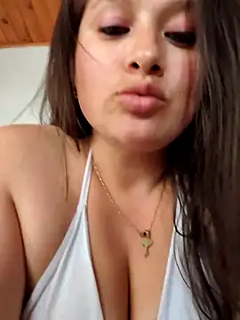 Neve Collins online show from 03.13.25