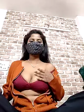 Snapshot of samosa73 chatting on 01.20.25 samosa73 online show from 01.20.25