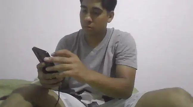 estudiante69 online show from 02.24.25