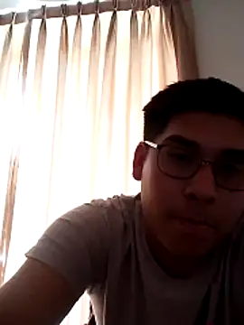 estudiante69 online show from 11.26.25