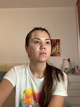 MiraMiss online show from 09.28.25