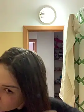 MiraMiss online show from 10.12.25