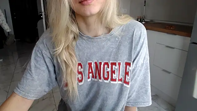 KissMyVibe online show from 01.08.25