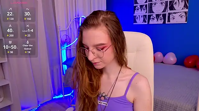 Snapshot of VioletShine chatting on 02.12.25 VioletShine online show from 02.12.25