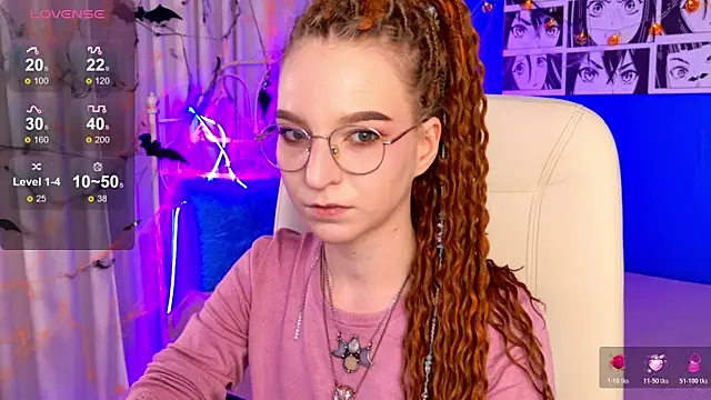 Snapshot of VioletShine chatting on 10.19.25 VioletShine online show from 10.19.25