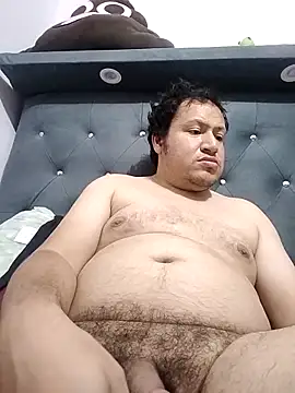 Snapshot of Alee3xxx chatting on 10.18.25 Alee3xxx online show from 10.18.25