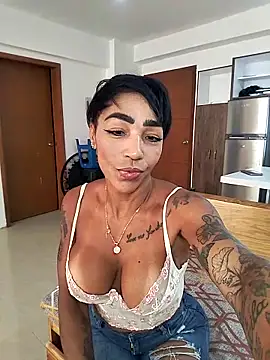 Alison fitness online show from 02.25.25