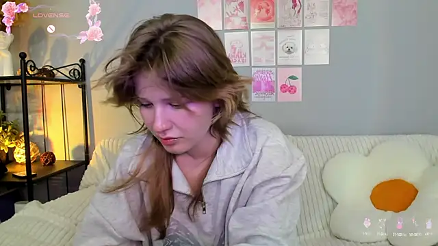 EvaStevs online show from 03.15.25