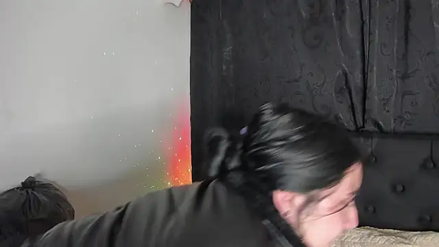 jenifer  power10 online show from 10.17.25