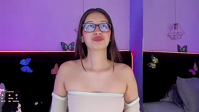 Anastasia Whitee online show from 02.26.26